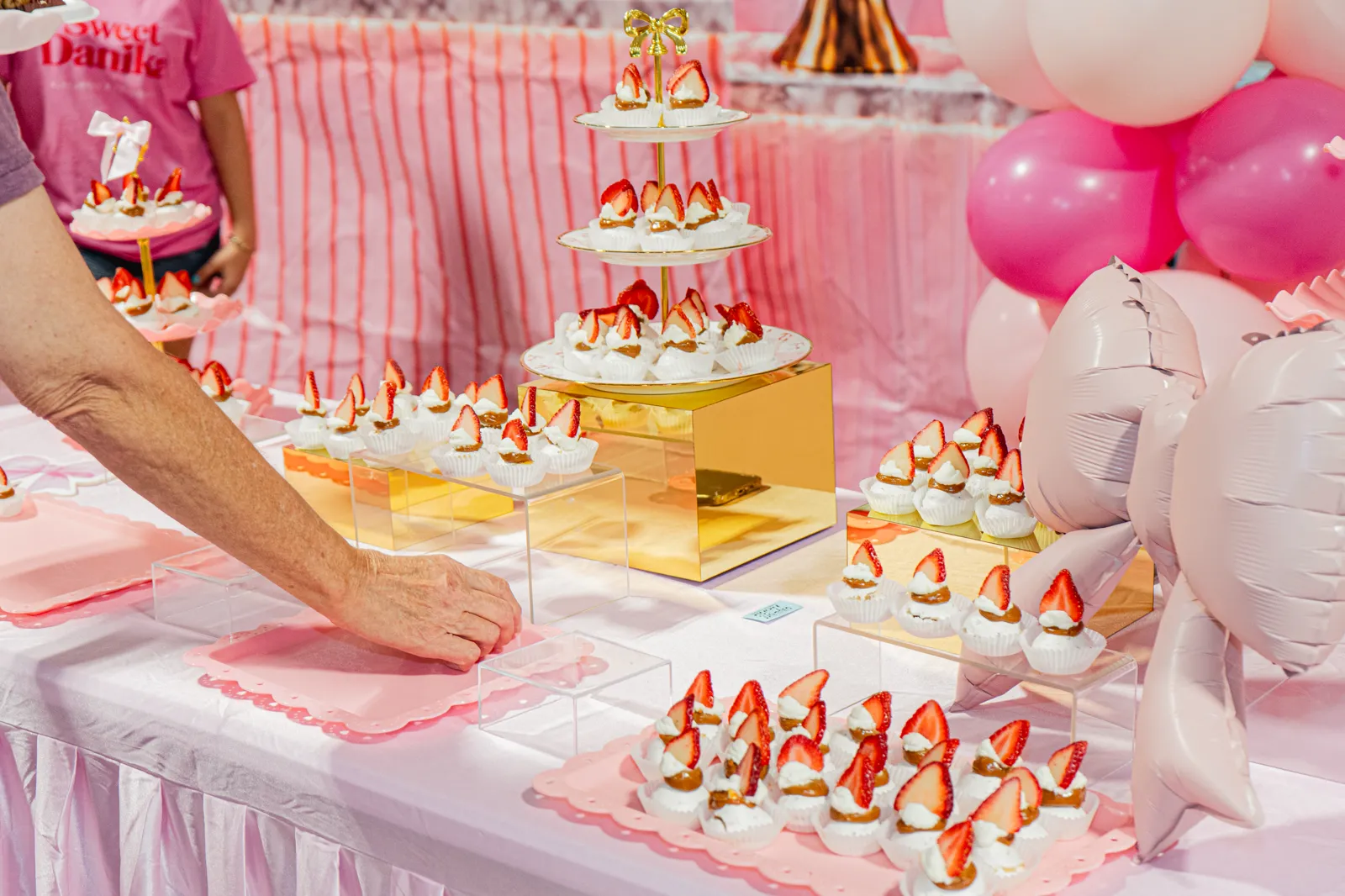 Sweet Danica's Dessert table